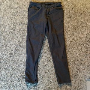 Lululemon 33x34 abc slim pant
